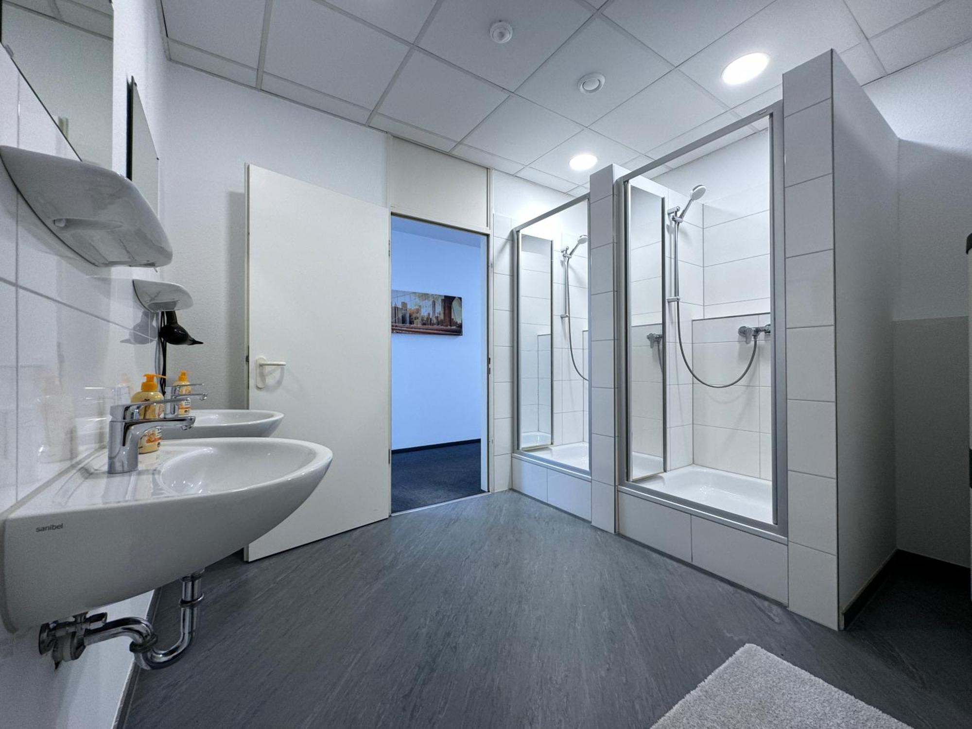 Thuja Apartments Karlsruhe-Neureut By Kurzzeit Bagian luar foto