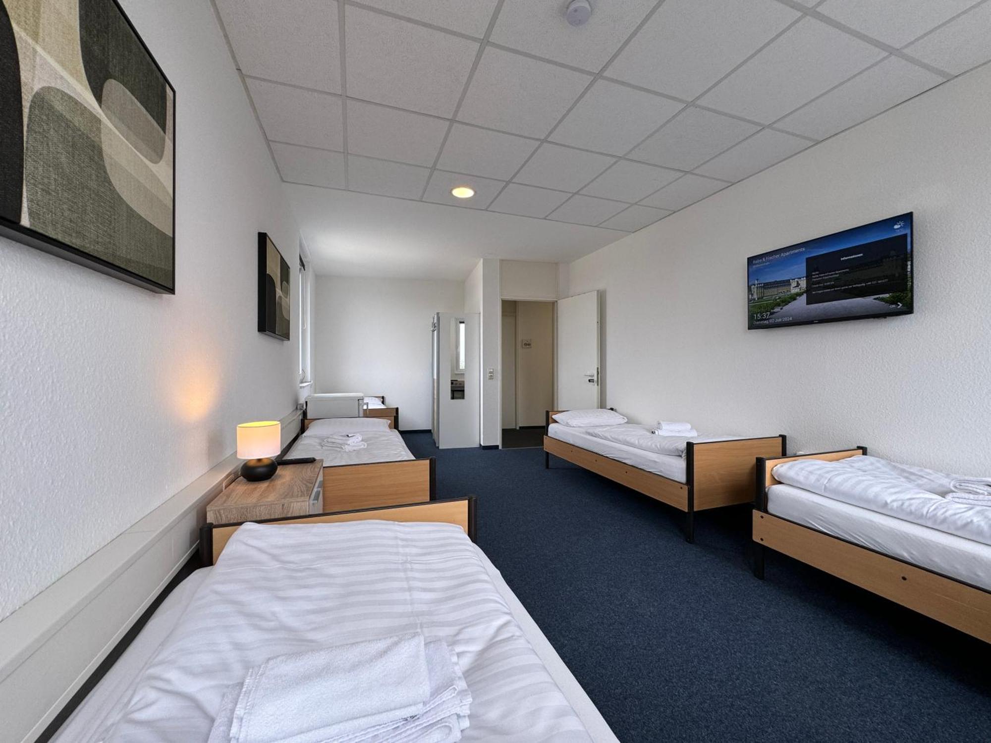 Thuja Apartments Karlsruhe-Neureut By Kurzzeit Bagian luar foto