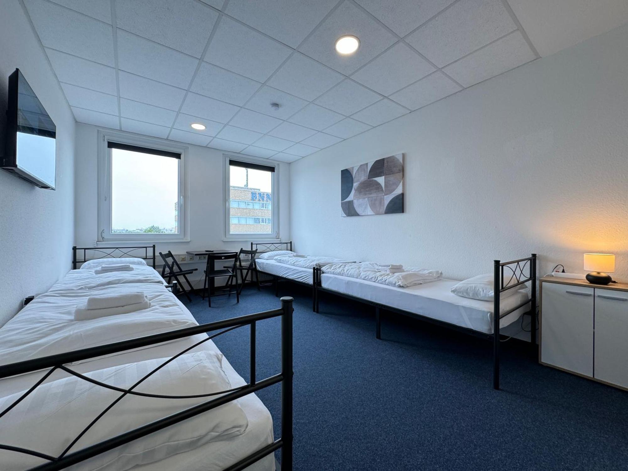 Thuja Apartments Karlsruhe-Neureut By Kurzzeit Bagian luar foto