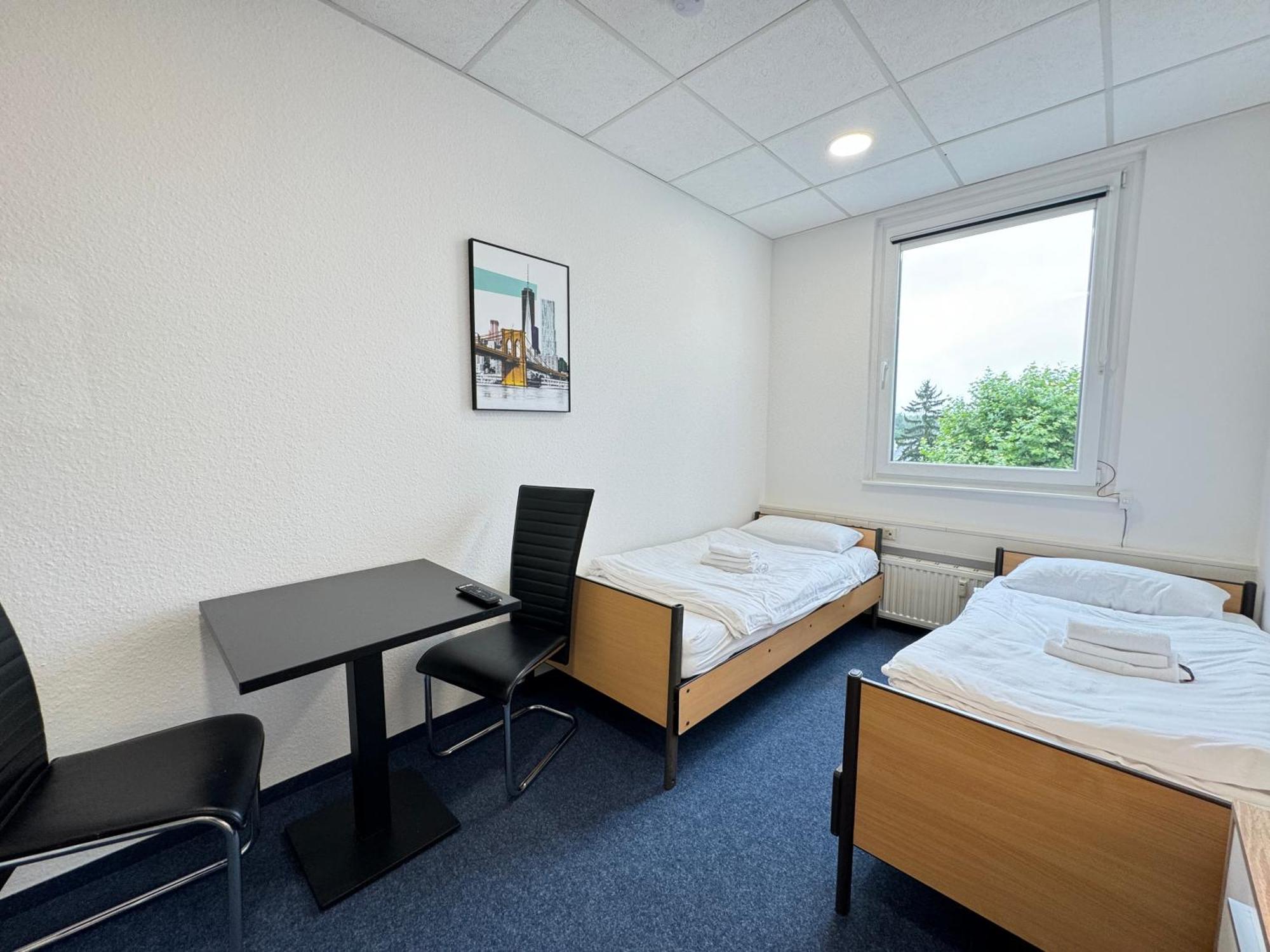 Thuja Apartments Karlsruhe-Neureut By Kurzzeit Bagian luar foto