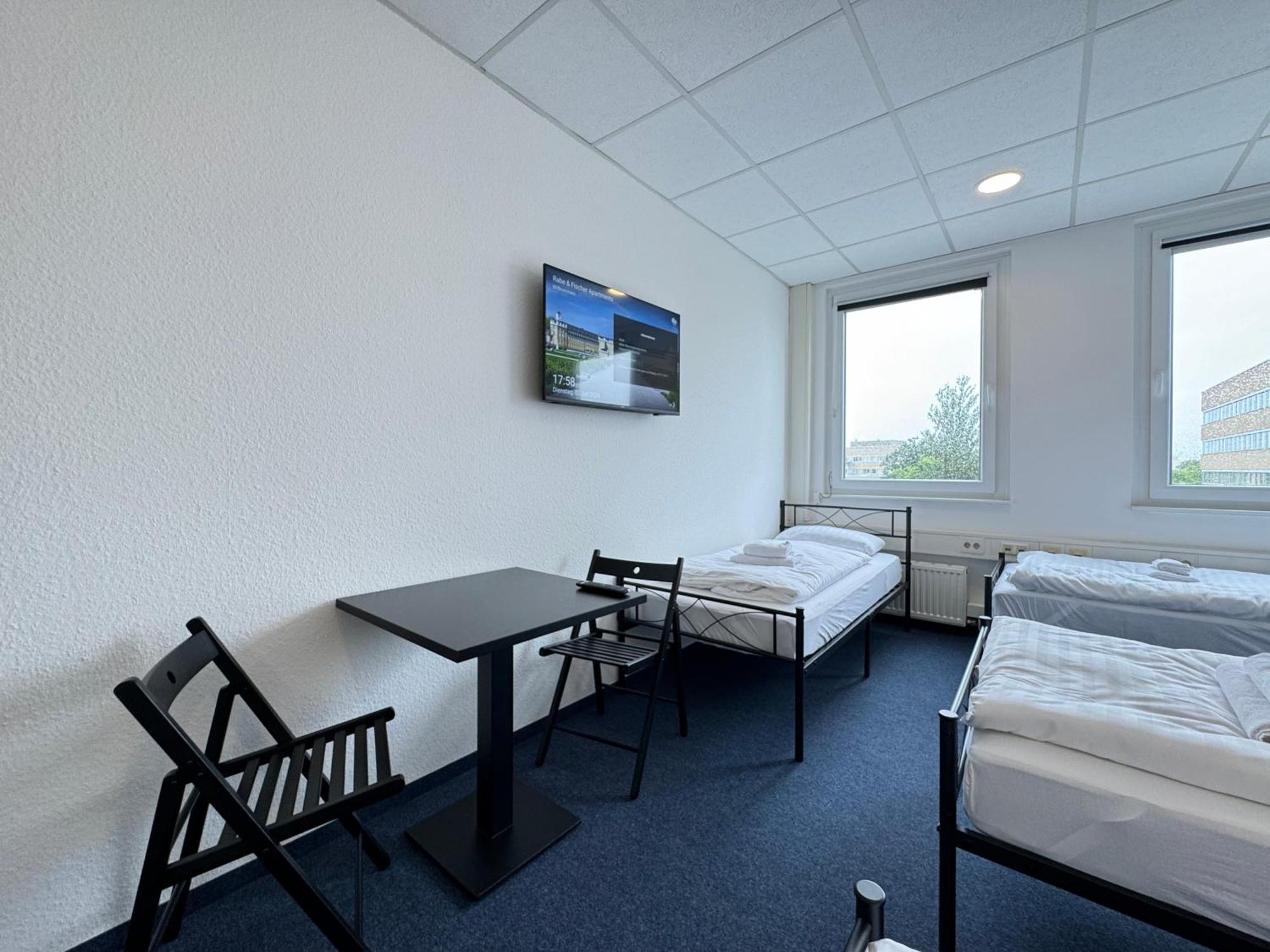 Thuja Apartments Karlsruhe-Neureut By Kurzzeit Bagian luar foto