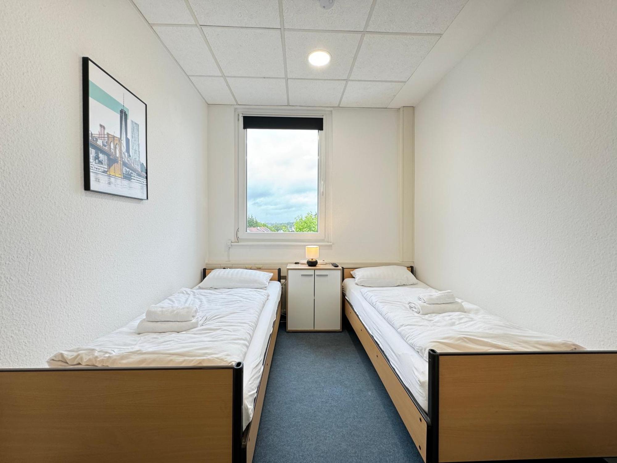 Thuja Apartments Karlsruhe-Neureut By Kurzzeit Bagian luar foto